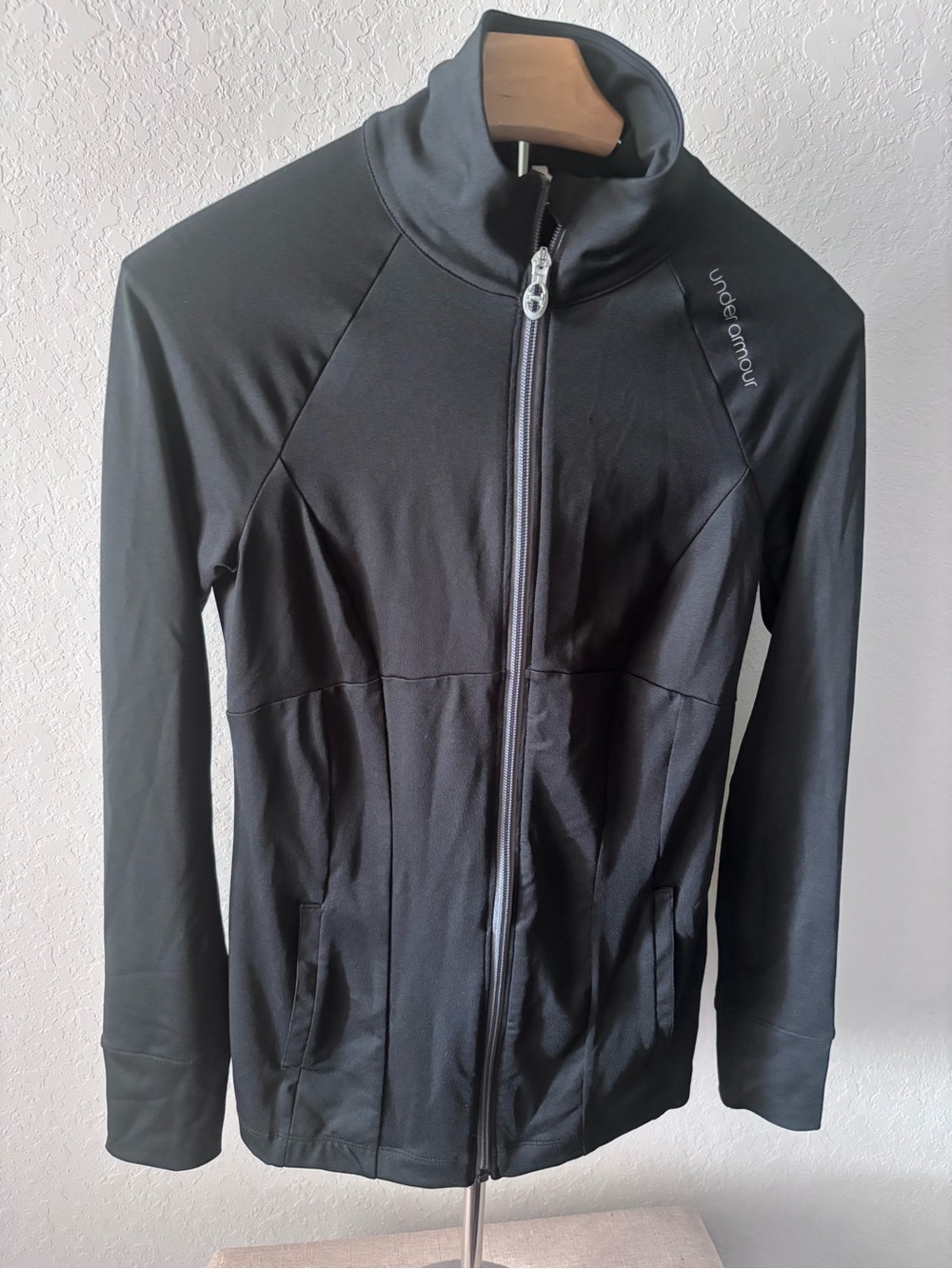 Under Armour Studio Full Zip Jacket Black Womens XS Fitted Track Yoga Athletic
